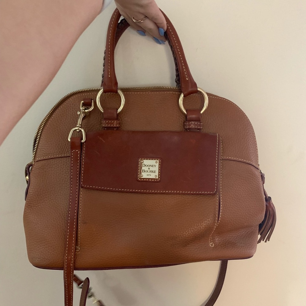 Dooney & Bourke cross body bag